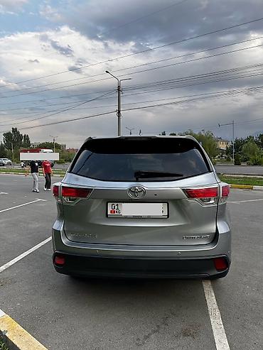 оочень: Toyota Highlander: 2015 г., 3.5 л, Автомат, Бензин, Внедорожник — 7