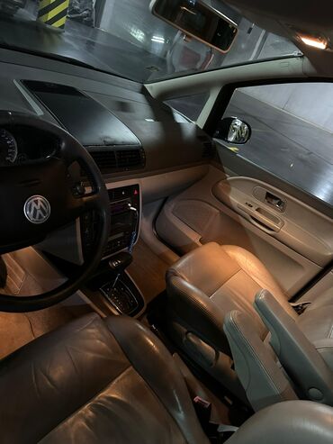 сдаётся авто с последующим выкупом: Volkswagen Sharan: 2003 г., 1.8 л, Автомат, Бензин, Минивэн