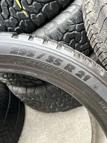 Унаа: Шиналар 295 / 35 / R 21, Кыш, Колдонулган, Жуп, Германия, Michelin — 4
