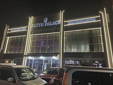 Повара: Требуется горячник повор на банкетный ресторан . Зарплата ежедневное — 1