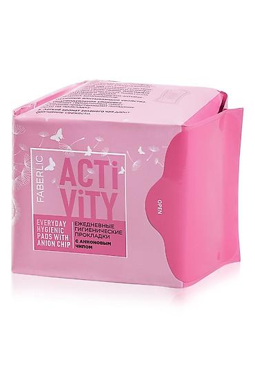 Косметика: Набор косметики Faberlic: 1) Блеск для губ Glossy Lips (tube) — — 5