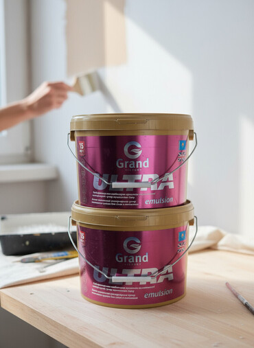 гуашь для рисования: Две банки латексной краски Grand Victory Ultra Emulsion. Подходит для