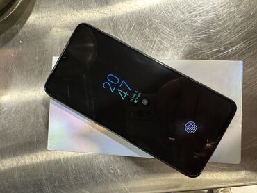 Xiaomi: Xiaomi Mi 9, 64 GB, 
 Sensor, Barmaq izi, Simsiz şarj
