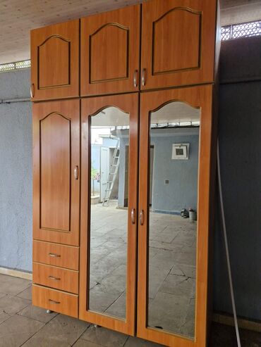 бутыль стеклянная 20 литров: İşlənmiş, Açılan, Düz dolab, Qarderob, paltar dolabı