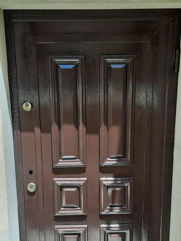 Digər ixtisaslar: Rengsaz xidmeti — 5