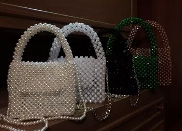 кожаные сумки ручной работы: СумкиКлатчиИзБусинБишкек #100% ручная работа # качество # любой