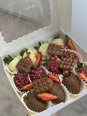 кролик в клубнике: Клубника В розницу — 4