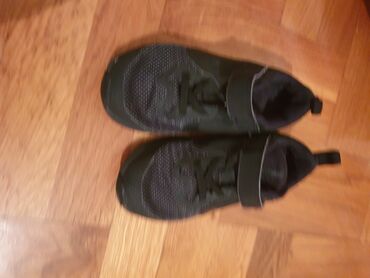 Sve za decu: Patike Nike br.28