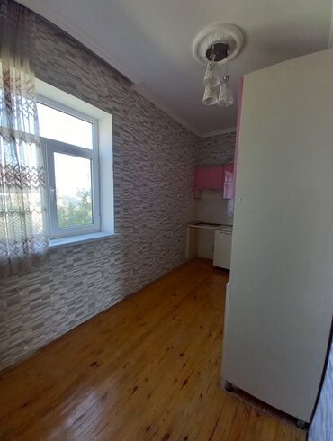 Həyət evləri və villaların satışı: Məmmədli 3 otaqlı, 100 kv. m, Orta təmir — 4