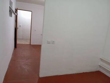 жер алам бишкек: 25 м², 1 комната, Парковка, Забор, огорожен