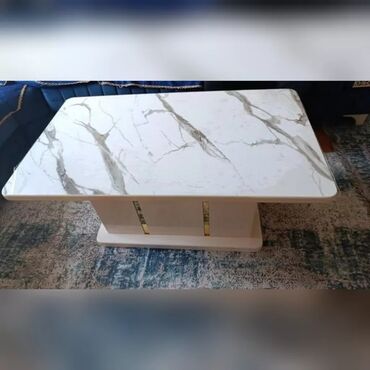ikinci el masa ve oturacaqlar: Jurnalnı. Üstü mərmərdi. Satışda qiyməti 400-450 manatdı Ölcü: 1×60