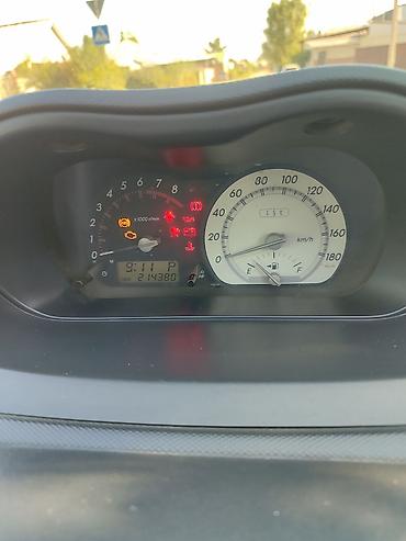 Унаа сатуу: Toyota Ist: 2003 г., 1.5 л, Автомат, Бензин — 9