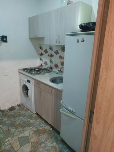 Giriş qapıları: Metal giriş qapısı satılır - Material: möhkəm metal konstruksiya - — 14