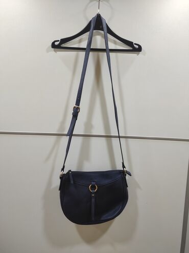 zenska torba model po j cen: Kozna torba Gabor iz uvoza. Teget boja. Visina torbe 23, sirina