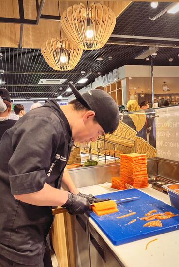 Повара: Повар Шаурмист. 3-5 лет опыта — 10