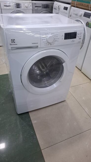 Giriş qapıları: Paltaryuyan maşın LG, 5 kq