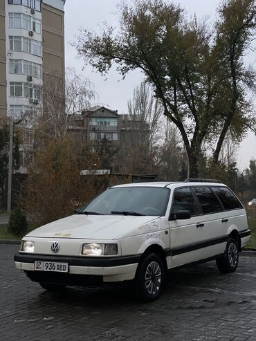 фольксваген шаран сият: Volkswagen Passat: 1990 г., 1.8 л, Механика, Бензин, Универсал