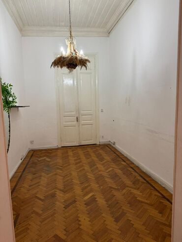 Otaqların uzunmüddətli kirayəsi: Qış Parkı və targovu meydanına 2 dəqiqəlik piyada məsafə, çöldən — 3