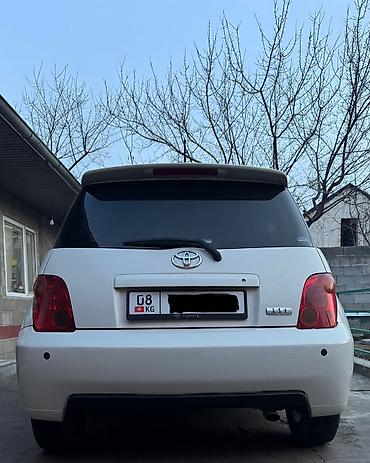 Toyota: Toyota Ist: 2003 г., 1.5 л, Автомат, Бензин, Хэтчбэк — 6