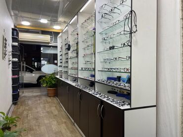 красивые платья на прокат в баку: 5 eded vitrin skaflar satilir. Seliqelidir. Biryerde 300 manat