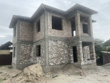 куплю дом в городе балыкчы: Дом, 170 м², 6 комнат, Собственник, ПСО (под самоотделку)