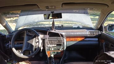Audi: Audi S4: 1993 г., 2.8 л, Механика, Бензин, Седан