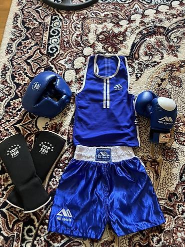 Спортивные костюмы: Boks-Kingboks üçün tam dest qeyd edim kiçik razmerdir tam dəst 60AZN — 1