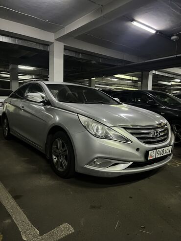 соната 2013: Hyundai Sonata: 2013 г., 2 л, Автомат, Газ, Седан