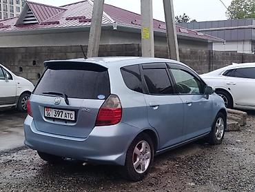 Honda: Honda Fit: 2005 г., 1.5 л, Вариатор, Бензин, Хэтчбэк — 4