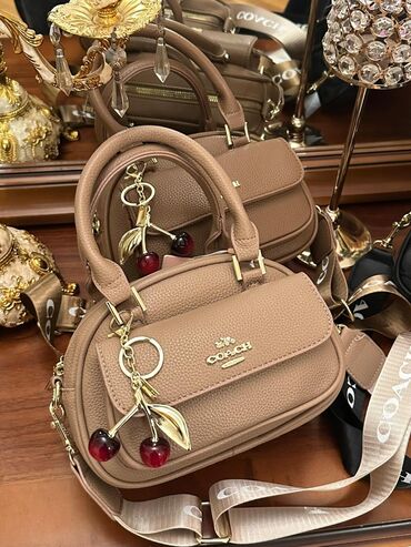 Çantalar: Əl çantası, Məşqçi, Yeni — 13