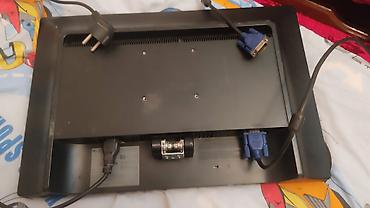 kür komputer: LG Flatron W1934S Monitor (19 düym) 75 Hz dir monitor VGA (D-Sub) — 2