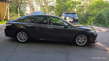 prius plus: Toyota Camry: 2018 г., 2.5 л, Автомат, Гибрид, Седан — 9