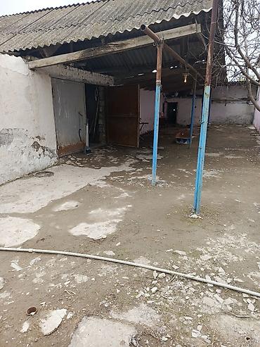 Qonaq otağı dəstləri: Masa və oturacaqlar — 15