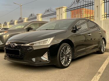Hyundai: Hyundai Avante: 2019 г., 1.6 л, Механика, Бензин, Седан