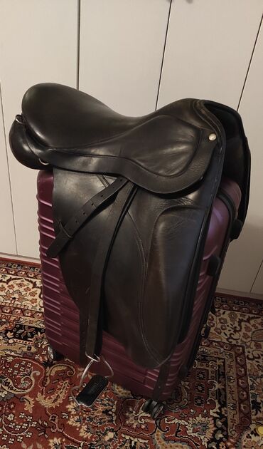 Yəhərlər: Goertz Jülich at yəhəri. Əlaqə üçün zəhmət olmasa Lalafoda yazın və ya — 1