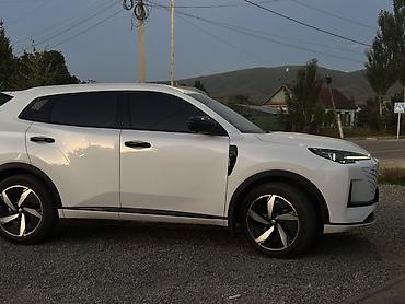 kaiyi e5: Changan Uni-T: 2025 г., 1.5 л, Автомат, Бензин, Кроссовер — 3
