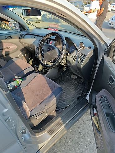 sprinter 4 4: Honda HR-V: 2000 г., 1.6 л, Автомат, Кроссовер — 6