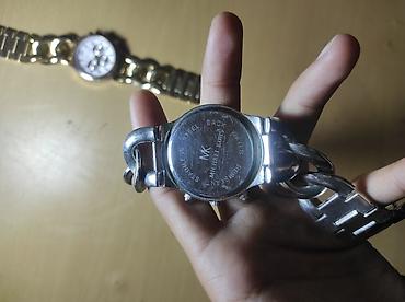 kreditle saat: Saatlar tək tək 20AZN birlikdə isə 35AZN qiymətindədir. Michael Kors — 1