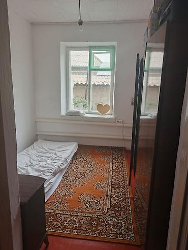 Продажа коттеджей и домов: Продаю дом. По ул Жаштык. Цена договорная. Обращаться по телефону или at lalafo.kg — 8 Продажа коттеджей и домов: Продаю дом. По ул Жаштык. Цена договорная. Обращаться по телефону или — 8