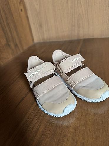 кийии: Детские сандалии adidas Originals - Цвет: бежевый (нюд) с белой — 2