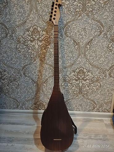 Саз: Elektrik saz – piezo/preamplifikatorlu - Korpus: ağac, tünd qəhvəyi — 3