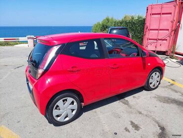 Toyota: Toyota Aygo: 1 l. | 2016 έ. Χάτσμπακ — 4