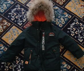 куртка зимний: Детская зимняя куртка - Размер: 104 (на ярлыке) - Цвет