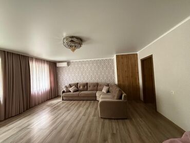 нова сити бишкек: 2 комнаты, 56 м², Индивидуалка, 1 этаж, Косметический ремонт