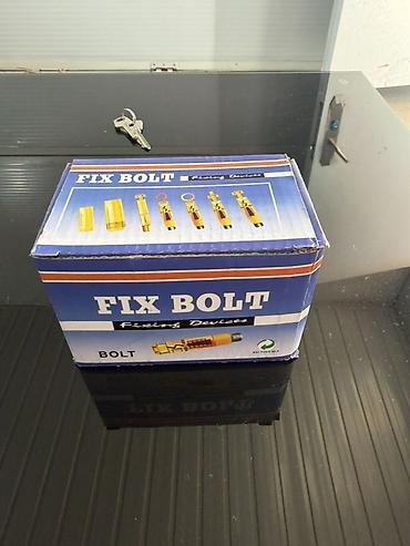 изделия из метала: Дюбель-анкер FIX BOLT (распорный анкер) - Тип: металлический — 1