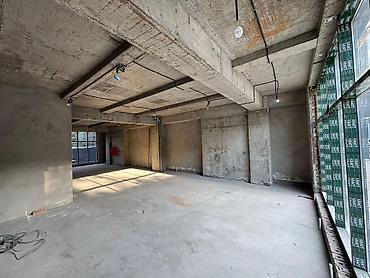 продаю 1этаж: Сдаётся просторное коммерческое помещение open space. - Формат — 5