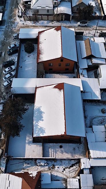 Продажа коттеджей и домов: Два новых дома на соседних участках в современном европейском стиле — 2