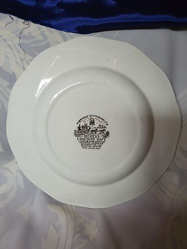 Ostali antikviteti: Engleski servis za poslastice Staffordshire iz 70ih. Engleski servis — 15