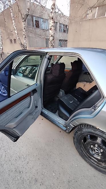 Daimler: Daimler : 1992 г., Механика, Седан — 5