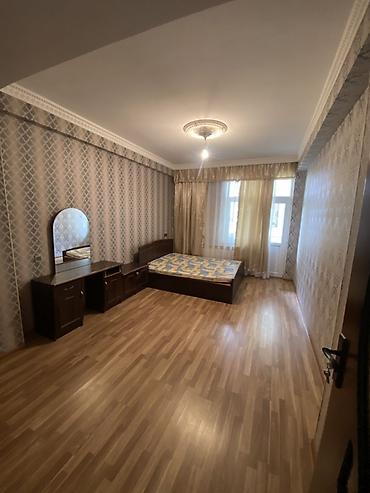 Uzunmüddətli kirayə mənzillər: Mənzil – geniş və işıqlı planlaşdırma - Plan: Daxildən koridora — 10